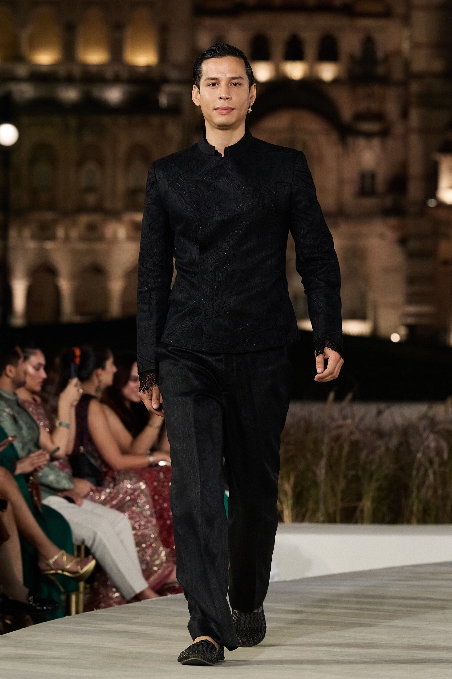 Keijo Embroidered Silk Jacket Set - Black